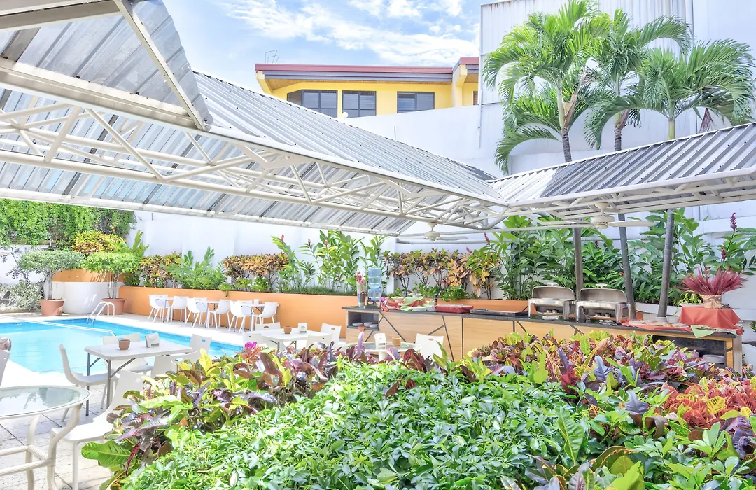 Hotel Residence Inn Suites Cristina-1